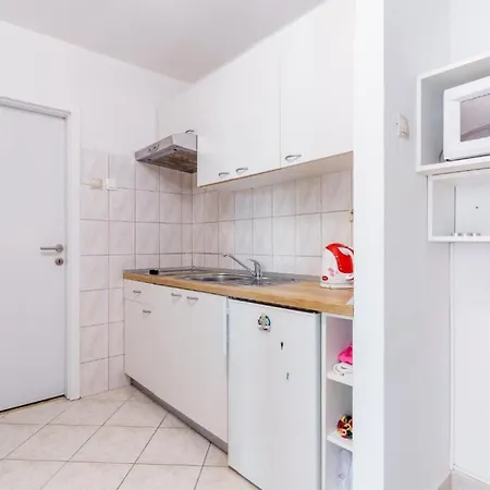 - Comfort One Bedroom E11 룸바르다