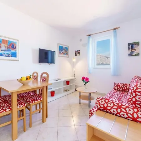 - Comfort One Bedroom E11 아파트 *
